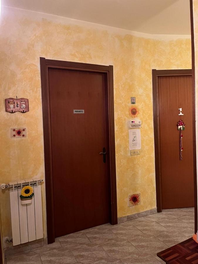 Ortonovo B&B Il Girasole מראה חיצוני תמונה