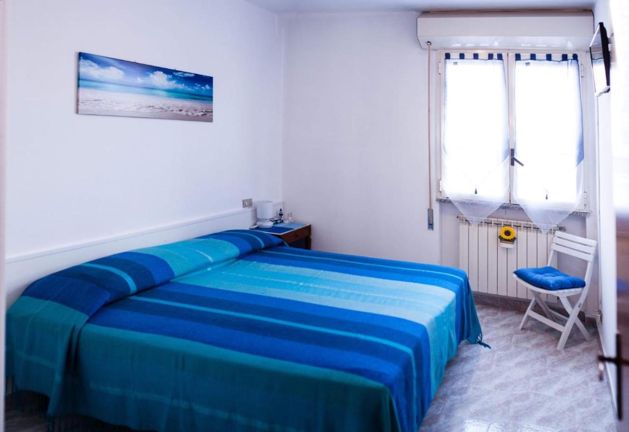 Ortonovo B&B Il Girasole מראה חיצוני תמונה