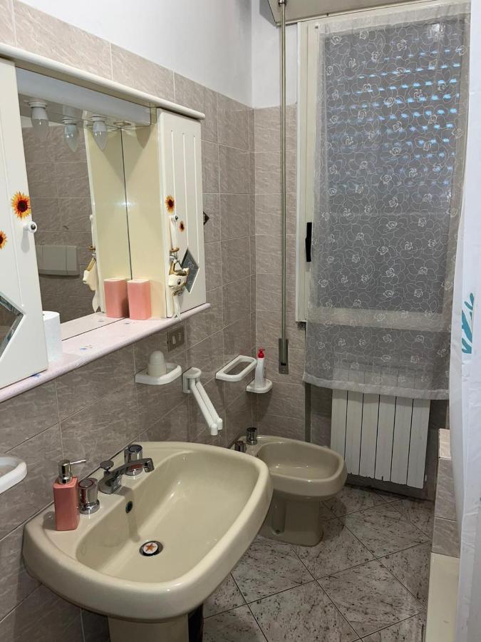 Ortonovo B&B Il Girasole מראה חיצוני תמונה