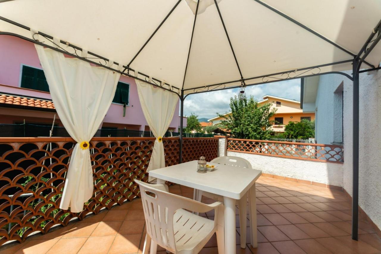 Ortonovo B&B Il Girasole מראה חיצוני תמונה