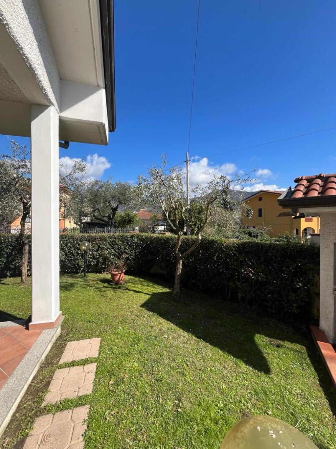 Ortonovo B&B Il Girasole מראה חיצוני תמונה